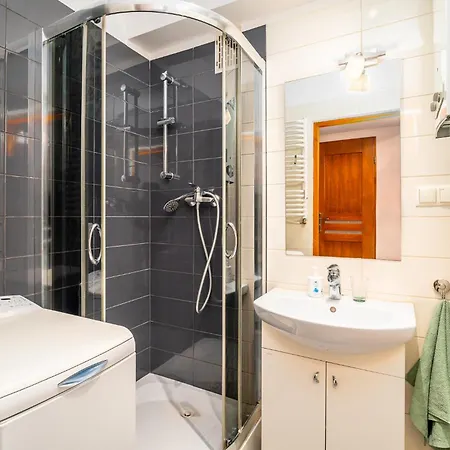 Clover By Meadow Apartman